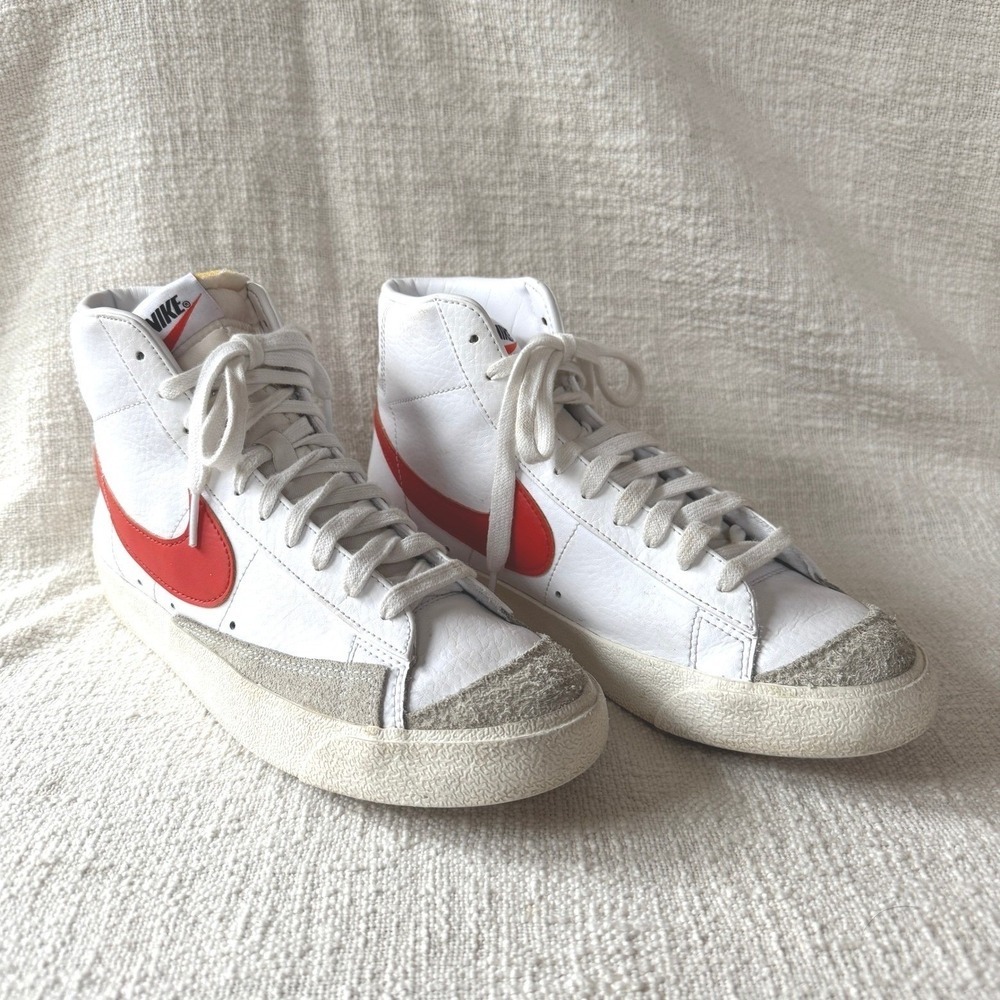 Nike Blazer Mid 77‎ Vintage White Mantra Orange High Top Sneakers Shoes Size 9